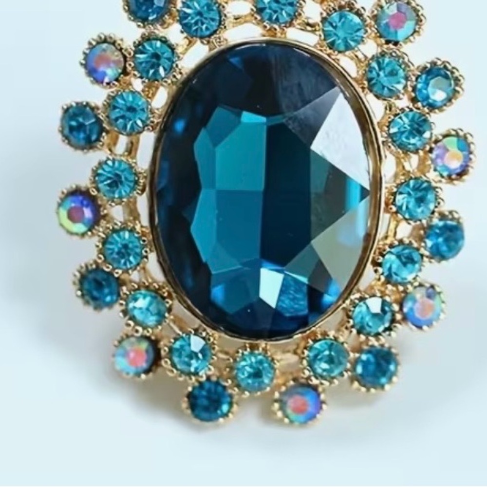 Elegant Blue and Gold Statement Ring